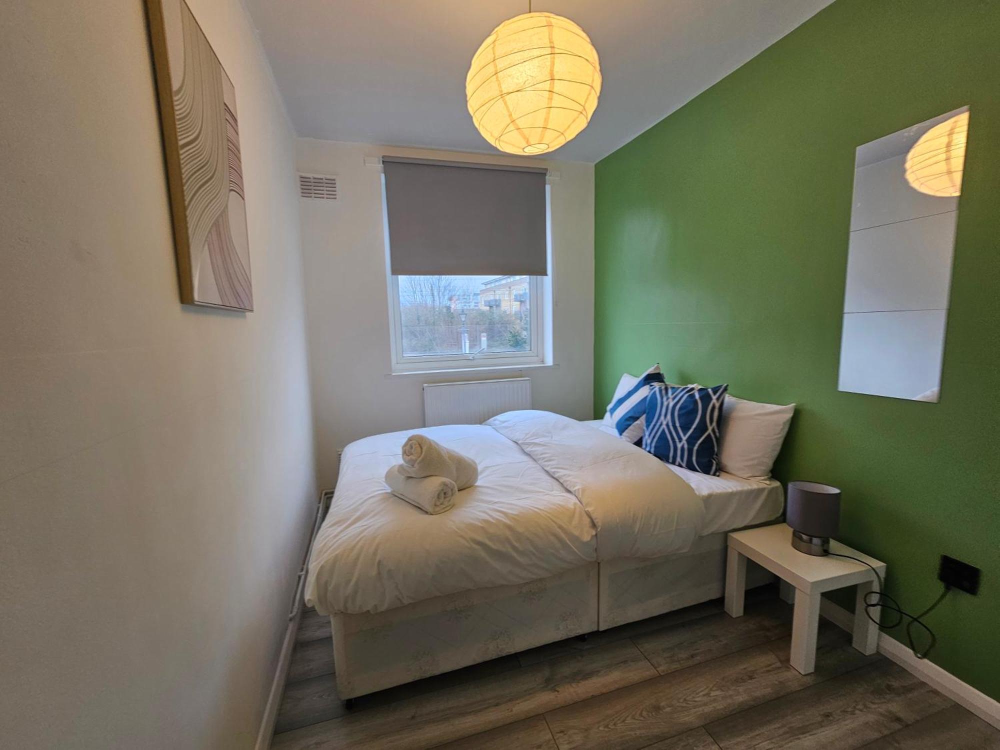 London Mile End Rooms Bagian luar foto