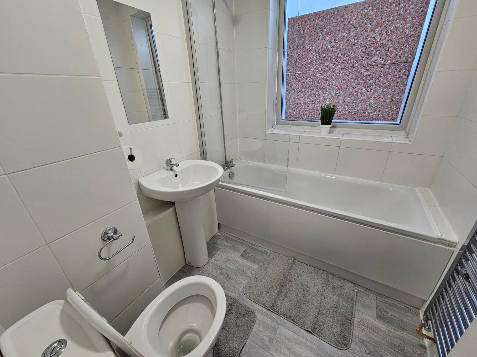 London Mile End Rooms Bagian luar foto