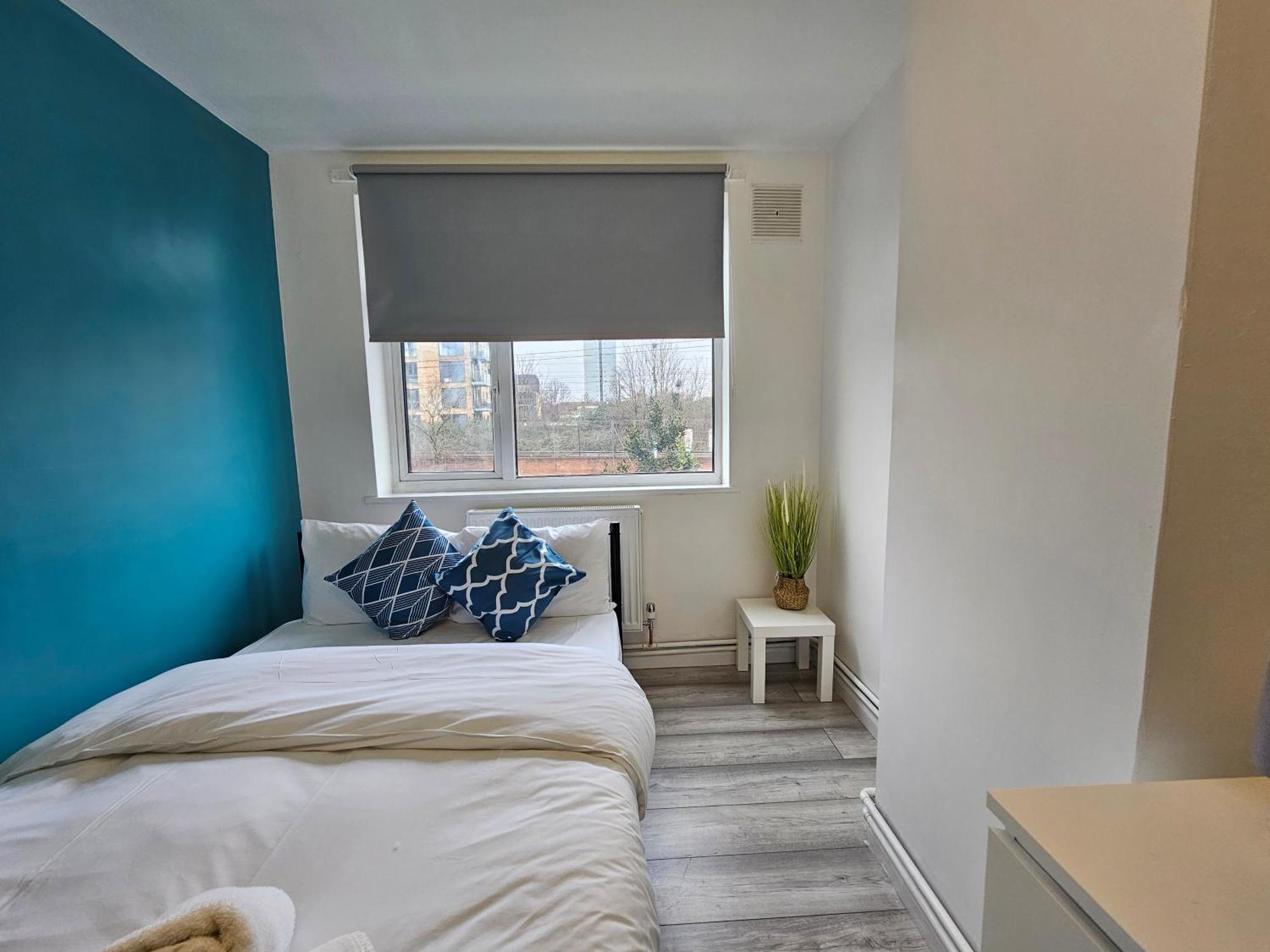 London Mile End Rooms Bagian luar foto