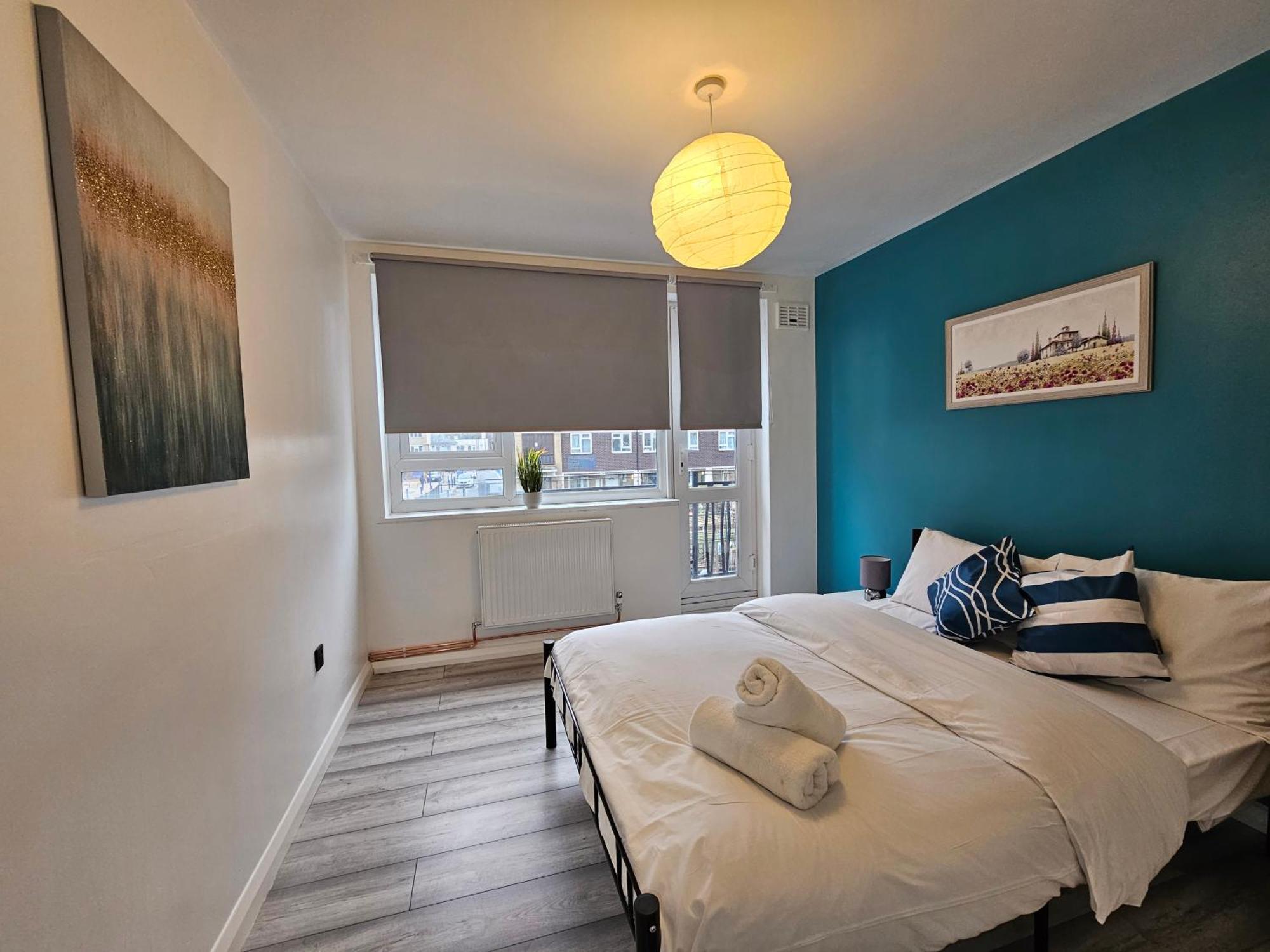 London Mile End Rooms Bagian luar foto